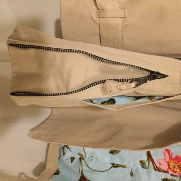 VINTAGE Women’s Coat Host Pick - Picture 7 of 16